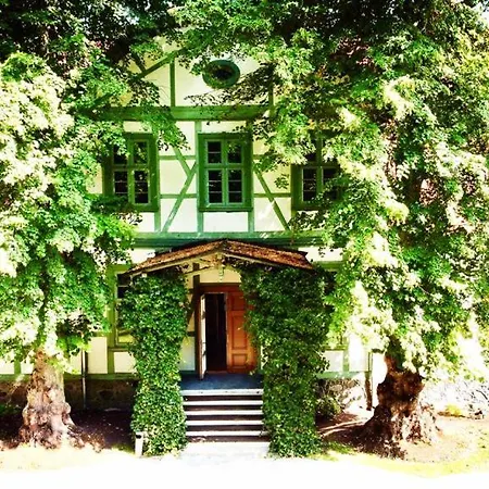 بيت للعطل Jagdschloss Friedrichsmoor